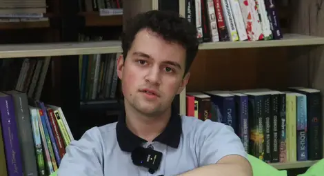 Ротари клуб &bdquo;Русе &ndash; Дунав&ldquo; и РУО Русе включиха млади журналисти в кампания &bdquo;Зависимостите &ndash; говорим открито&ldquo;