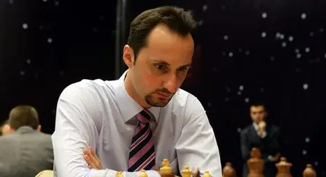 Топалов лидер в серията от елитни супертурнири