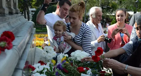 Манифестът за независимостта огласи центъра на Русе