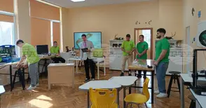 Нов STEM кабинет беше открит в Професионалната земеделска гимназия в Силистра