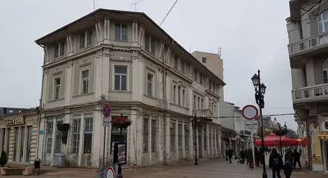 Само една фирма иска поръчката за преустройство на бившия Дом на учителя