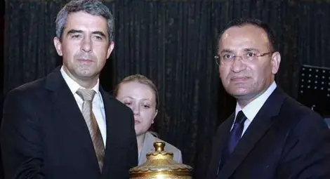 Плевнелиев не е поискал информация от Външно преди срещата с Бекир Боздаг 