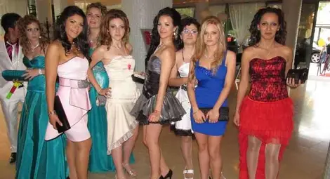 Започнаха абитуриентските балове в Русе