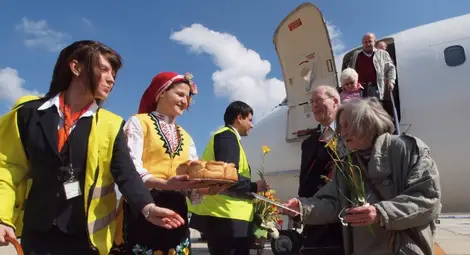 Хотелиерите искат държавата да плаща за реклама в самолетите