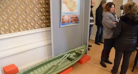 Лодка тутраканка и плаваща воденица акостираха в музея