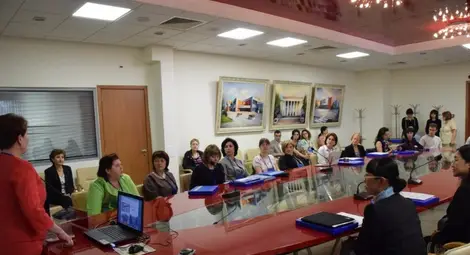 Преподаватели от седем държави  обменят практики по "Еразъм"