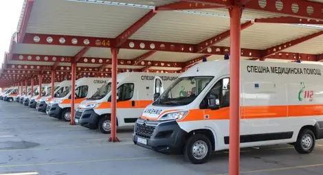 20 центъра за Спешна помощ получиха 28 линейки 4х4