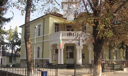 Хижа в местността Шумница стана собственост на община Ветово