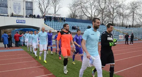 Веско Великов: „Нефтохимик“ е неудобен съперник, но ние ще търсим само победа Веско Великов: „Нефтохимик“ е неудобен съперник, но ние ще търсим само победа