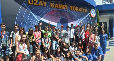 Русенски ученици могат да кандидатстват с есе или видео за Космическия лагер на НАСА в Турция