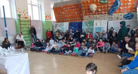 &bdquo;Еквилибриум&ldquo; благодари на куриерска фирма за щедро коледно дарение