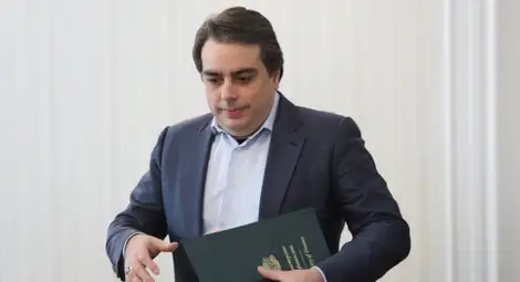 Казусът с Асен Василев: Спецпрокуратурата потвърди за образувано досъдебно производство срещу действащ министър
