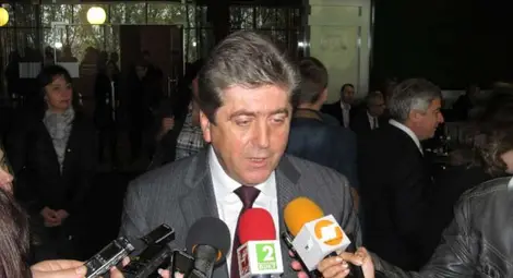 Първанов: Държавата няма да издържи дълго така Първанов: Държавата няма да издържи дълго така