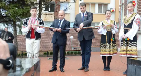 Стотици русенци чакаха на опашка да разгледат обновения музей &bdquo;Баба Тонка&ldquo;