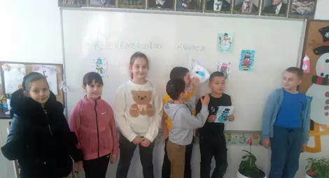 Ученици от ОЦ &bdquo;Малвина&ldquo;: Празниците не са само подаръци, а още много други неща&hellip;