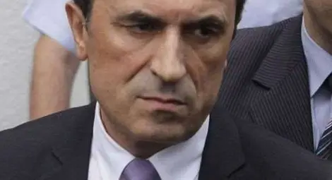 Орешарски: Искате ли да не коментираме ситуацията в България от Брюксел