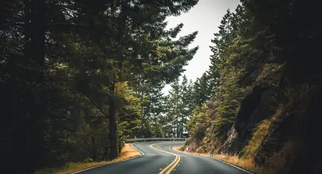 До 27 март се ограничава движението през прохода Шипка