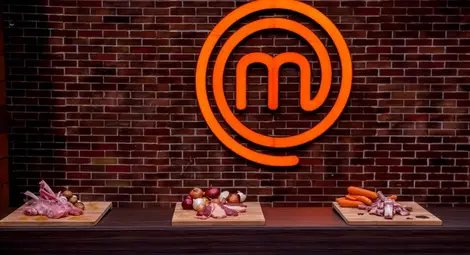 Крокодил и предизвикателни подправки определят полуфиналистите в MasterChef