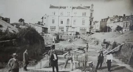 Строежът на сградата Снимка: koichev.wordpress.com