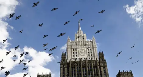 Русия гони двама наши дипломати