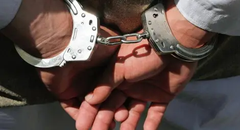 Трима наркомани задържани, докато се дрогират в ресторант в центъра