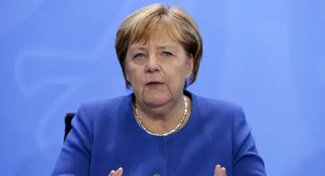 Маркел: Заради COVID-19 зимата ще бъде тежка, но ще приключи Маркел: Заради COVID-19 зимата ще бъде тежка, но ще приключи