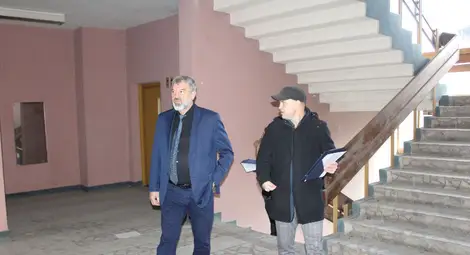 Официално бившият Педагогически институт в Русе  мина под управлението на областния управител