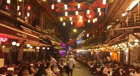 Свят, в който са събрани накуп безкрайно много други светове