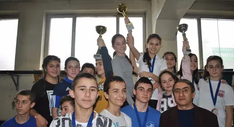 Над 200 деца мериха сили на &bdquo;Лъвски скок&ldquo;