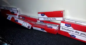 Румънски шофьор си почивал върху пълен с цигари дюшек