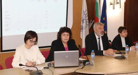 1458 седмокласници ще избират между 57 паралелки, за да продължат образованието си през учебната 2025/2026 година в Русе и областта 1458 седмокласници ще избират между 57 паралелки, за да продължат образованието си през учебната 2025/2026 година в Русе и областта