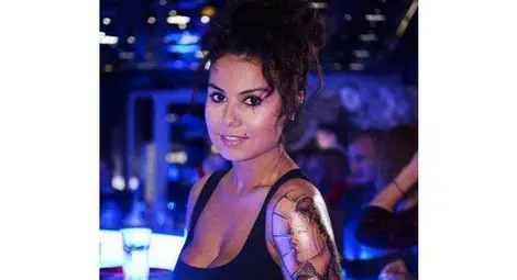 Мистерия с издирвана от Интерпол русенска хубавица