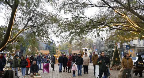 Рок, фолклор и работилница за играчки на Рождествения фестивал в Русе