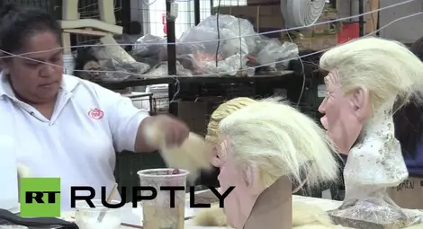 Маски на Доналд Тръмп &ndash; хит в Мексико за Хелоуин (видео)