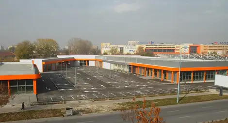 Така ще изглежда бъдещият търговски парк.