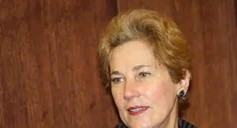 Задържаха Елена Поптодорова на летището във Варшава за кражба на козметика &ndash; подробности