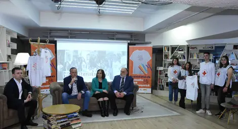 Остави своя отпечатък #steniskanabala 2022 - програмата за стипендии за абитуриенти сираци, които продължават образованието си във ВУЗ