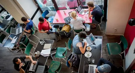 67.3% от домакинствата в България имат достъп до интернет