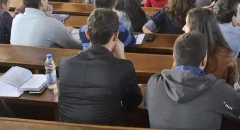 Лоши новини за нашите студенти в чужбина: Три държави ги цакат!