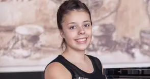 Катрин Терзич се завърна с награда от конкурс в Англия