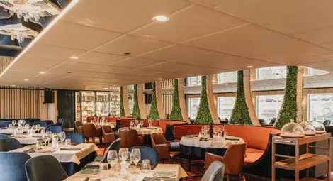 Кораб &bdquo;София&ldquo; отвори врати в Русе на брега на река Дунав