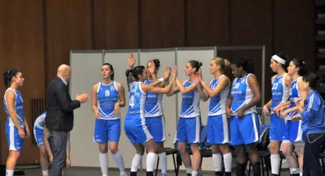 &bdquo;Дунав 8806&ldquo; представя днес новите на открита тренировка