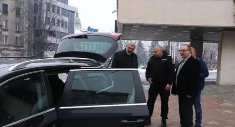 Жандармерията в Русе получи автомобил  от областния управител Драгомир Драганов