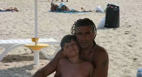 Страшилището за длъжниците печелел по 20 долара от руснаци като докер