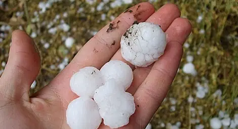 Градушка с размер на яйце се изсипа над Силистра