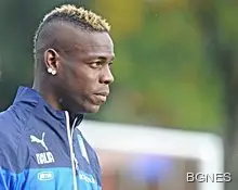 Балотели се извини за изцепката в Инстаграм