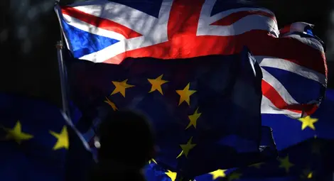 Лондон започва преговори по &bdquo;план Б&ldquo; за Брекзит