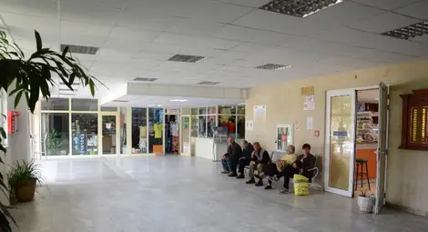 Целият първи етаж на болницата става Спешно приемно отделение