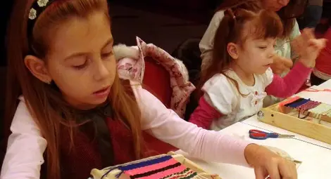 Нестандартни &bdquo;класни стаи&ldquo; водят ученици през епохите