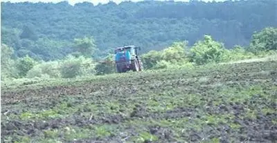 Земеделци демонстративно ще заредят гориво от всички бензиностанции Земеделци демонстративно ще заредят гориво от всички бензиностанции